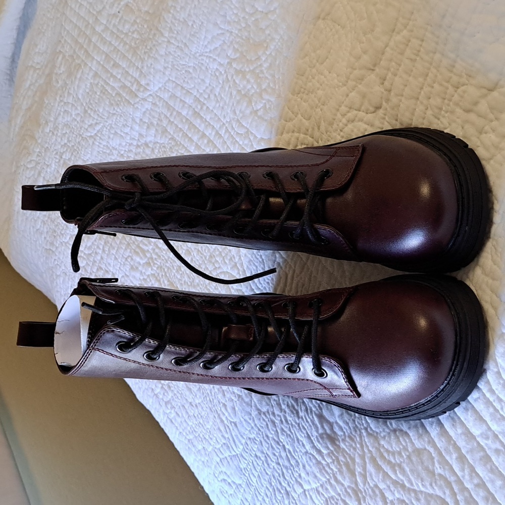 SO Brand New Combat Style Boots - Picture 3 of 7